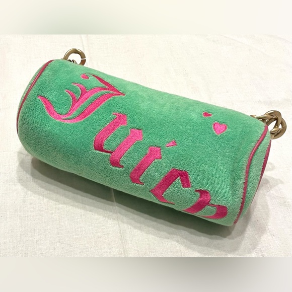 ICONIC JUICY Couture Y2K Vintage Hot Pink Green Princess Crown Heart Barrel Bag - Picture 2 of 12